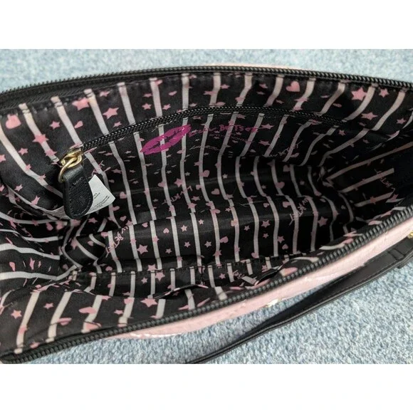 Luv Betsey by Betsey Johnson Pink Chevron Heart Crossbody Bag Gold Heart Detail - Picture 6 of 9